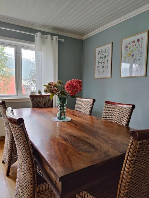 הוילה טרומסה Cozy Family House מראה חיצוני תמונה